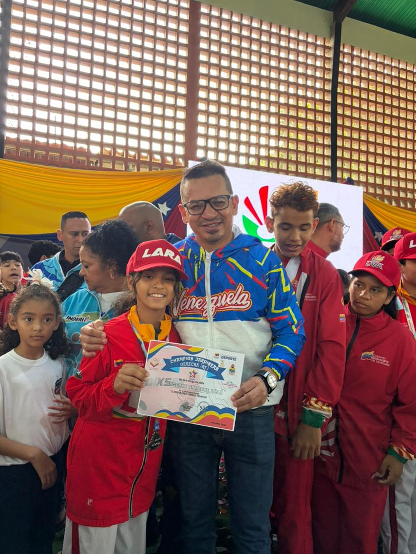 Más de 225 mil atletas larenses participan en la segunda fase de los XX Juegos Deportivos Nacionales Estudiantiles 2026