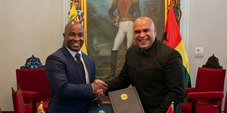 Venezuela y Guinea Bissau inician alianza en materia pesquera