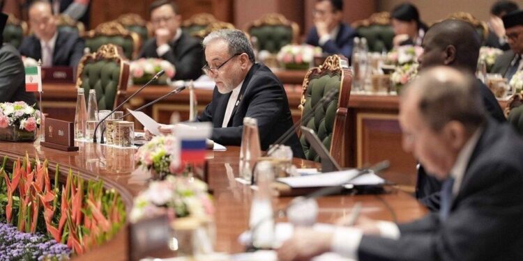 Canciller de Irán: El BRICS debe convertirse en un pilar fundamental de un nuevo orden mundial