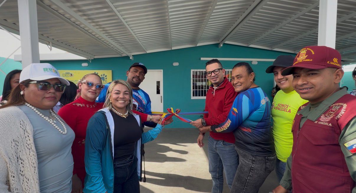 Alcalde Yanys Agüero entrega rehabilitación del Centro Veterinario Integral Concepción Sur
