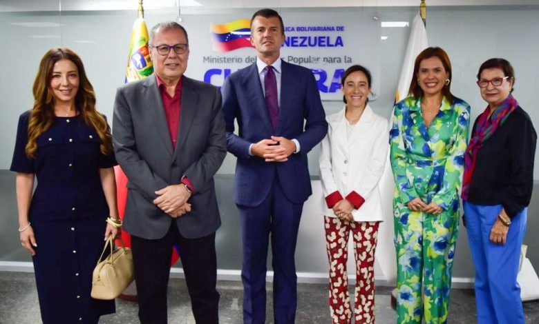 Ministerio de Cultura y la IILA fomentan intercambio y cooperación en el ámbito artístico