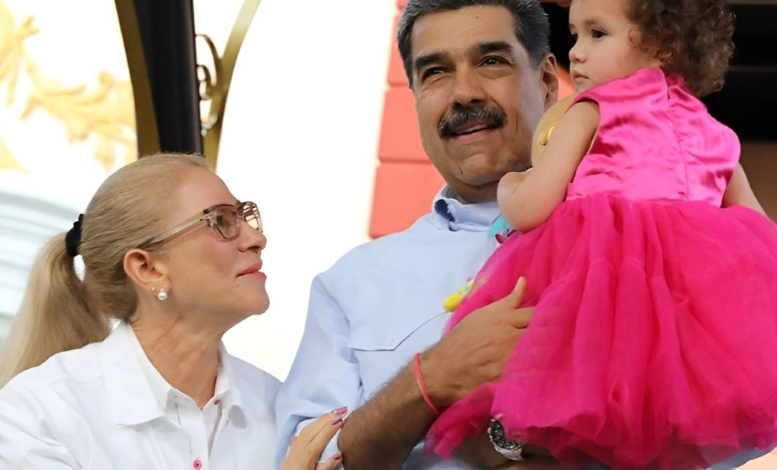 Presidente Nicolás Maduro envía mensaje de felicitación a los padres venezolanos en su día