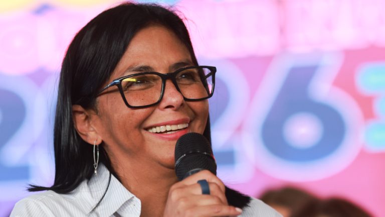Presidenta encargada Delcy Rodríguez llega a Venezuela luego de concluir agenda en Türkiye