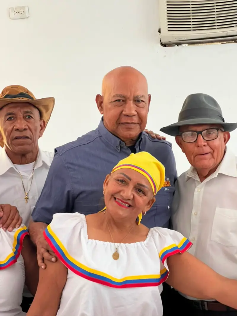 Gobernador Luis Reyes Reyes dotó  Casa de los Abuelos al Oeste de barquisimeto