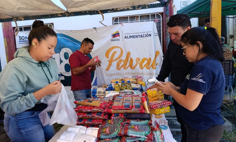 Desplegaron jornada especial de alimentación en la Comuna Fanny Prieto de Mérida
