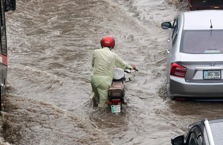 Más de 100 muertos dejan las intensas lluvias en Pakistán