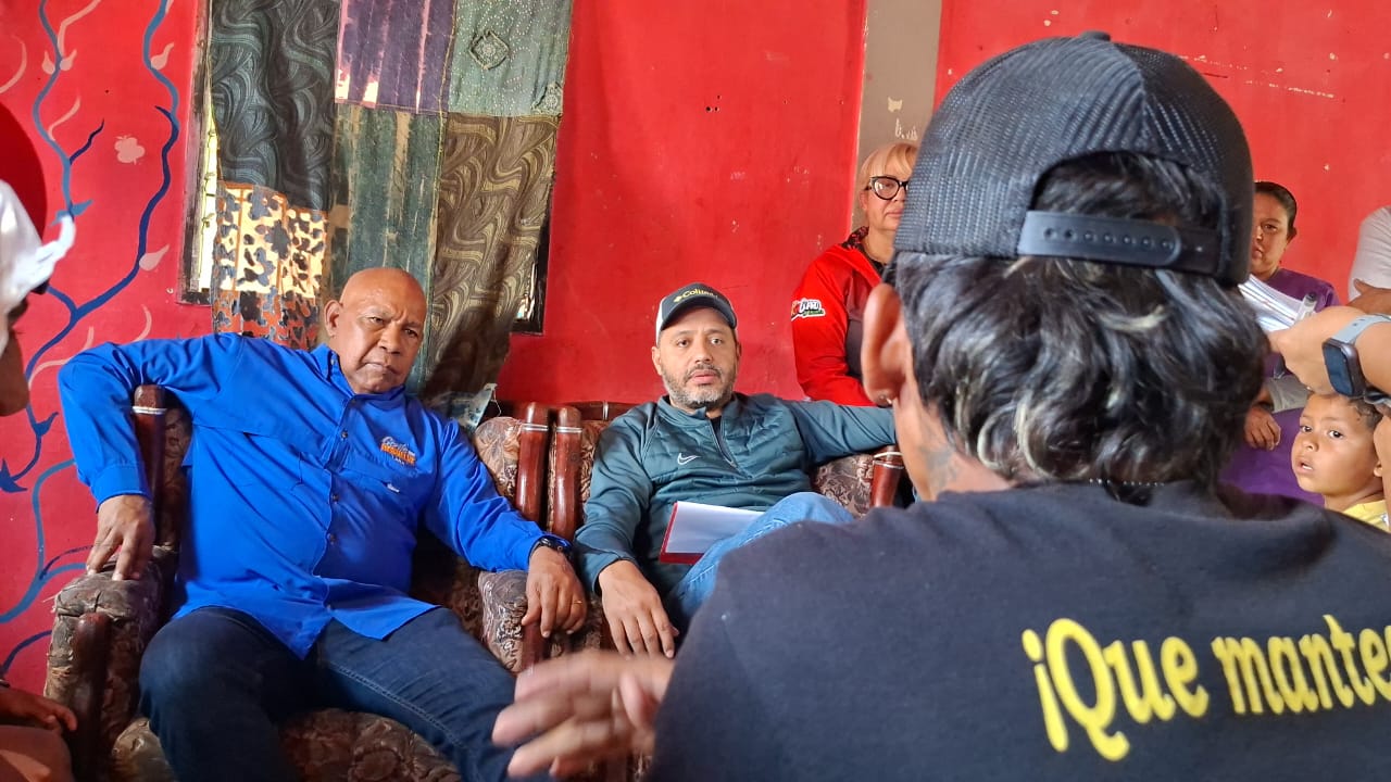 Gobernador Reyes Reyes despliega atención integral a familias  afectadas por los sismos