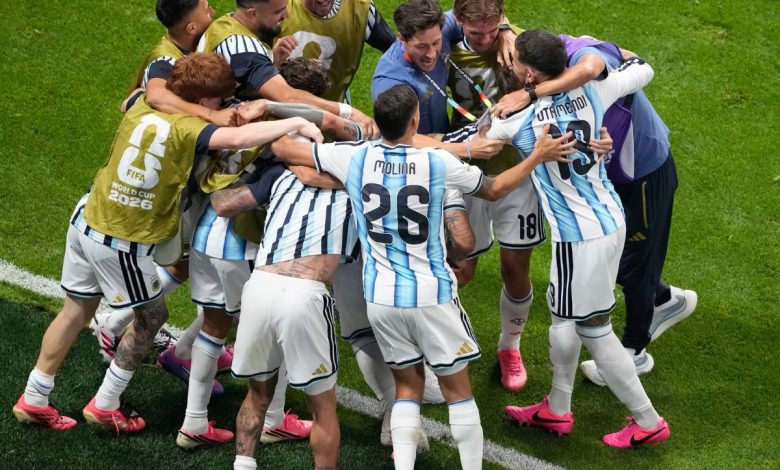 Argentina remonta ante Egipto y clasifica a cuartos de final del Mundial 2026