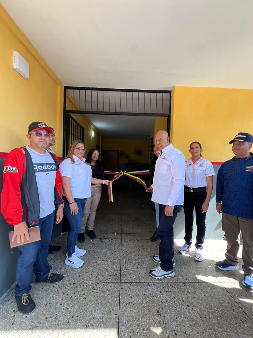 Gobernador Reyes Reyes Lara entregó rehabilitación integral de Jefatura y Registro Civil en la parroquia Lara del municipio Torres