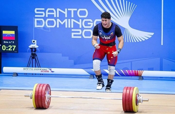 Mauricio Loaiza conquistó nueve medallas de oro en el Campeonato Sudamericano de Pesas