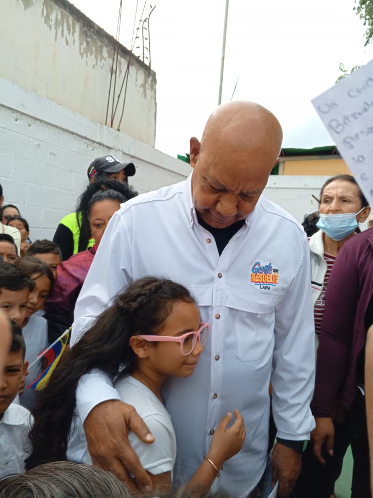 En Lara: Gobernador Reyes Reyes inició periodo escolar 2026-2027 en la entidad