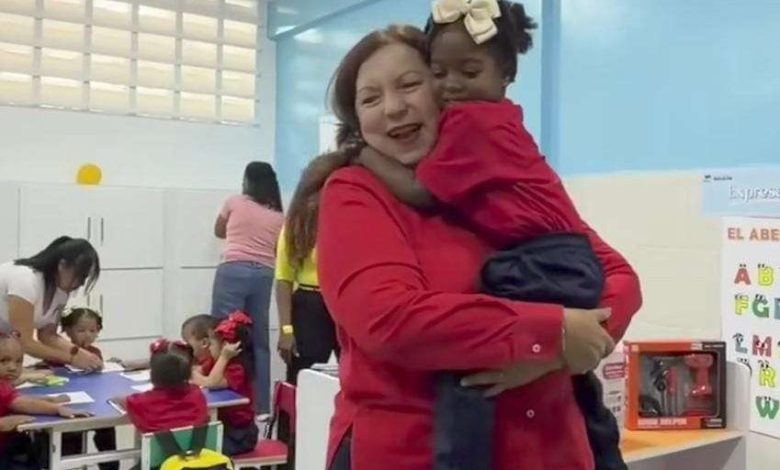 Reabren totalmente rehabilitado el Centro de Educación Inicial Jesús Niño en La Candelaria