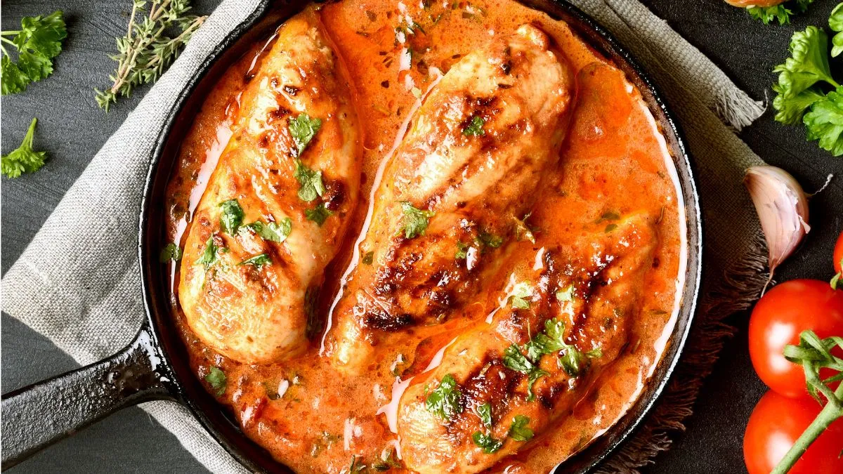 La pechuga de pollo jugosa