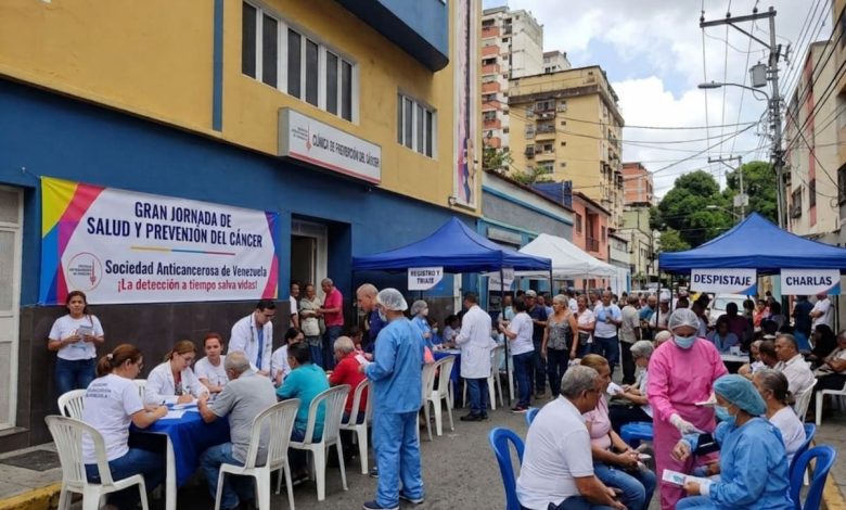 Sociedad Anticancerosa desarrolló jornada de despistaje y simposio científico en el estado Bolívar