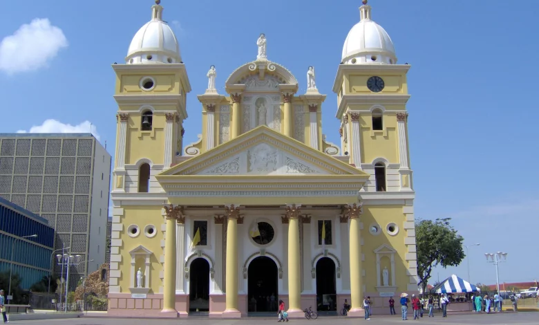 Maracaibo se alista para la Bajada de la Virgen de Chiquinquirá
