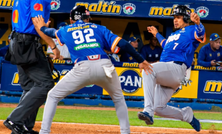 Tigres de Aragua domina a las Águilas del Zulia en el Estadio Luis Aparicio «El Grande»