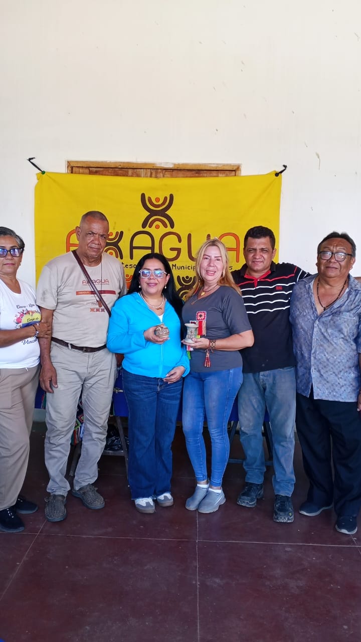 Presidenta del Fonfip sostuvo encuentro con el Consejo de Artesanos del municipio Torres