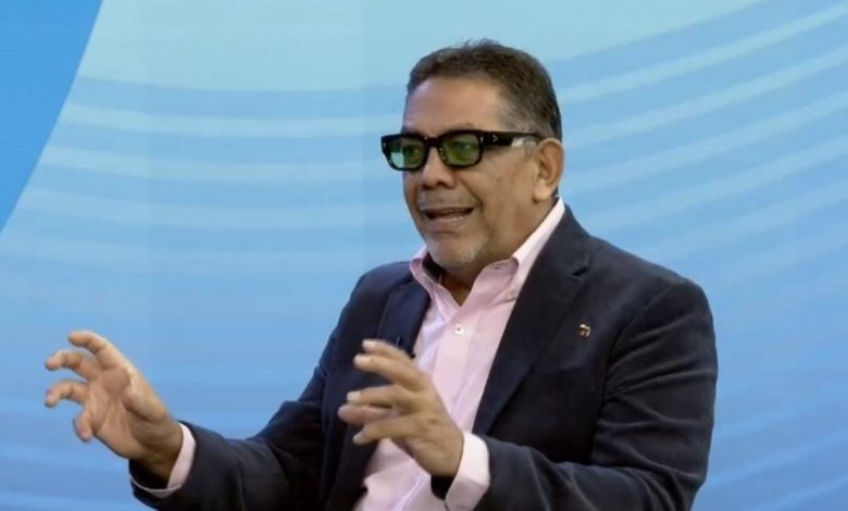 William Castillo insta a revisar el ecosistema comunicacional y superar la polarización mediática en el país